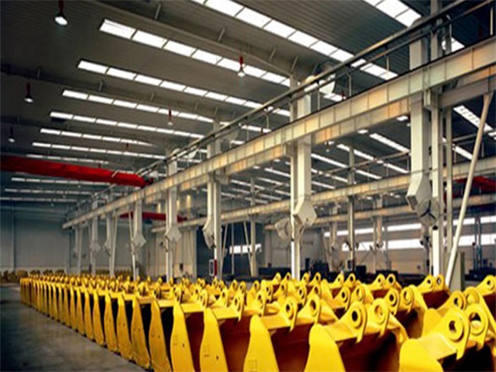 汕头徐工集团挖掘机装配车间